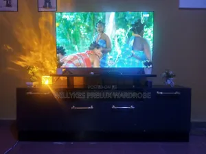 Standard 6ft TV Stand