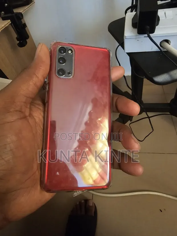 Samsung Galaxy S20 128GB Red - 1