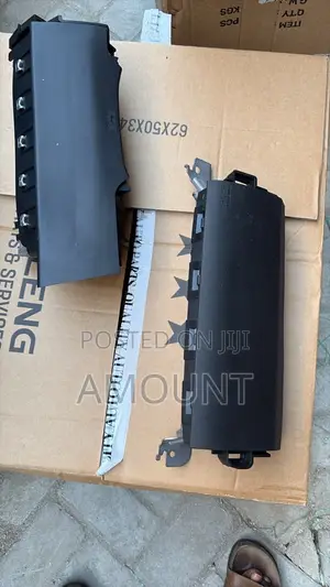 Honda CR-V 2023 Knee Airbag