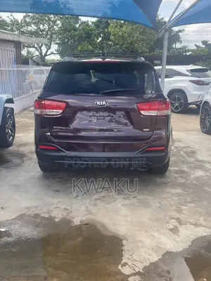 Kia Sorento 2016 Brown 4dr SUV