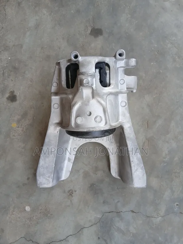 Honda Civic Engine Mounts (2016-2022) - 1