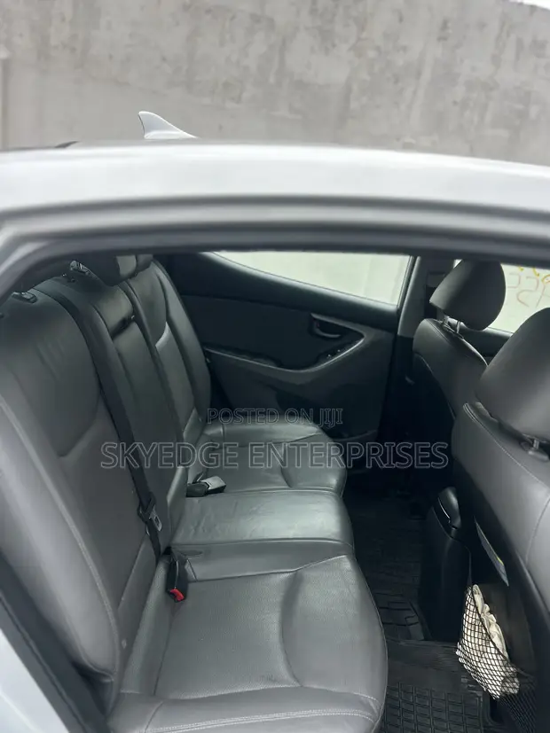 2013 Hyundai Elantra Limited Sedan FWD (1.8L) - 1