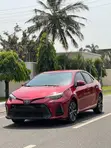 Toyota Corolla 2017 Red - 1