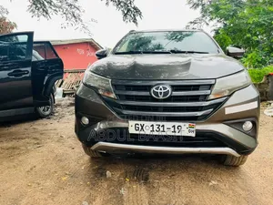2019 Toyota Rush 1.5 RWD SUV - Gray