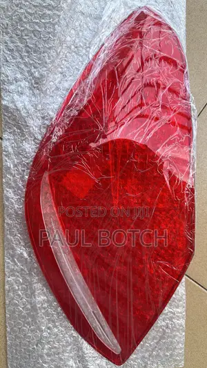 Mercedes-Benz C-Class Taillight Lens Cover (2015-2017)