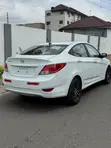 Hyundai Accent 2013 White - 4