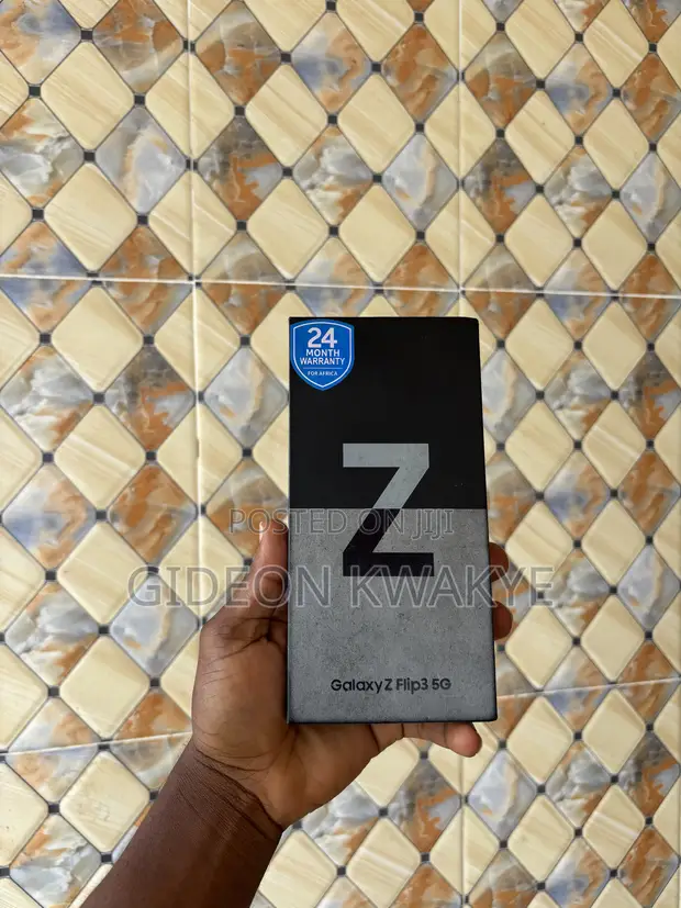 Samsung Galaxy Z Flip 3 256GB Black - 1