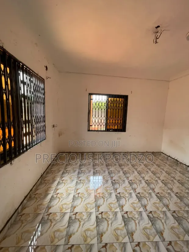 1 Bedroom Apartment for Rent in Adenta Commandos - 1