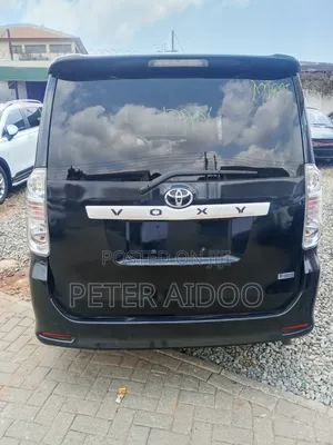 Toyota Voxy 2012 Black