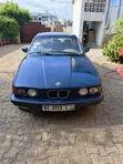 BMW 5 Series 1993 Blue - 1
