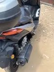 Yamaha XMAX 300 Scooter (2020) - 5