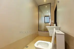 4 Bedroom Duplex House for Rent in Mataheko
