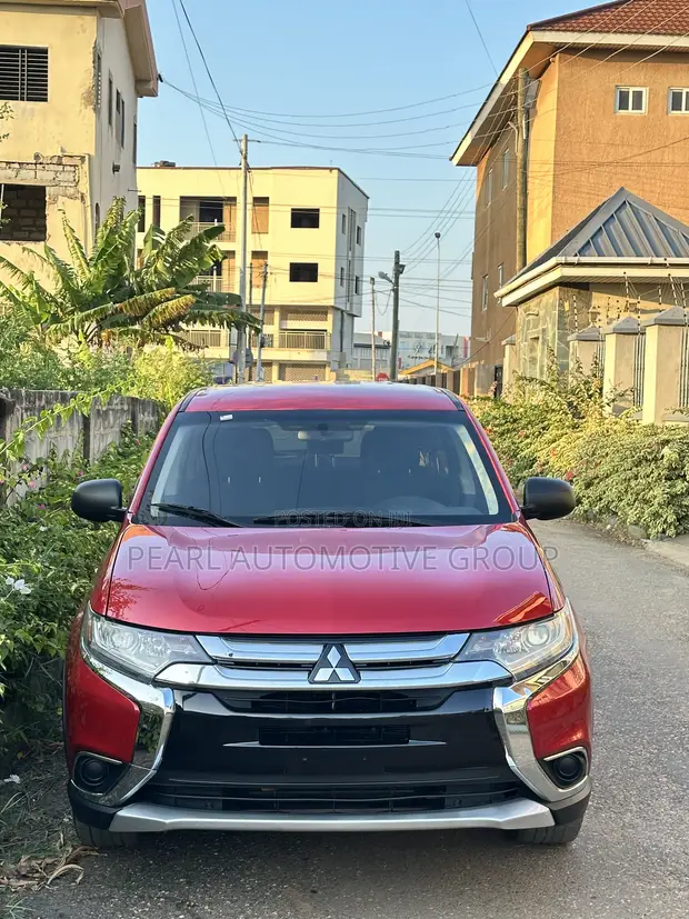 Mitsubishi Outlander SE 2017 Red - 1