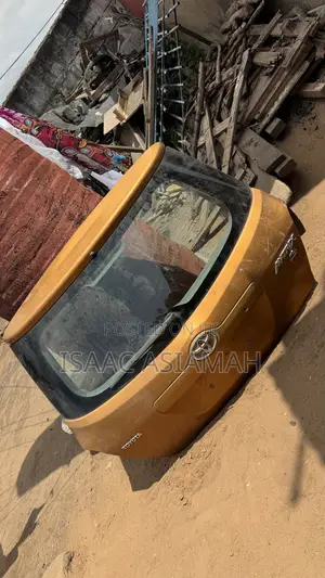 Toyota Matrix Boot / Tailgate (2003-2016)