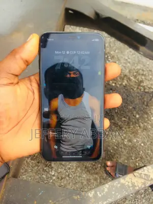 Apple iPhone 11 64GB Black