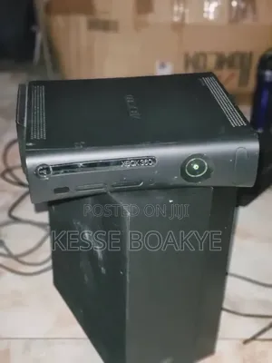 Xbox 360 - No Controller, No Games (UK Used)