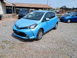 2016 Toyota Vitz 1.3 AWD 5dr Blue