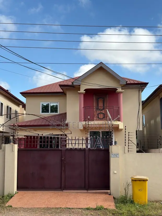 4 Bedroom House for Rent in Ashomang Estate - 1