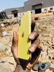 Apple iPhone 11 128GB Yellow - 1