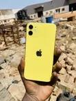 Apple iPhone 11 128GB Yellow - 5