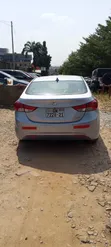 2013 Hyundai Elantra Limited Sedan FWD (1.8L) - 5