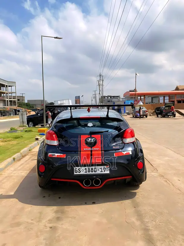 Hyundai Veloster 2014 Black - 1