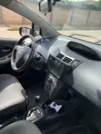 Toyota Vitz 2010 - 4