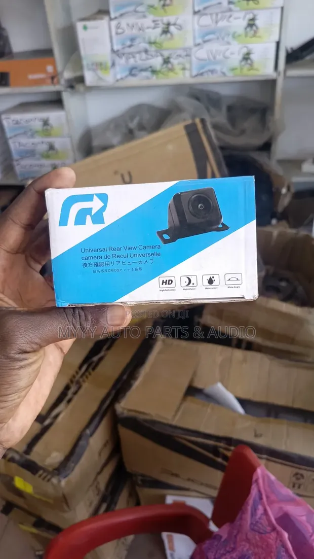 HD Reverse Camera for All Cars - 1