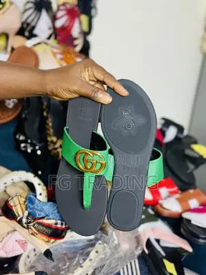 Gucci Slippers - Ladies