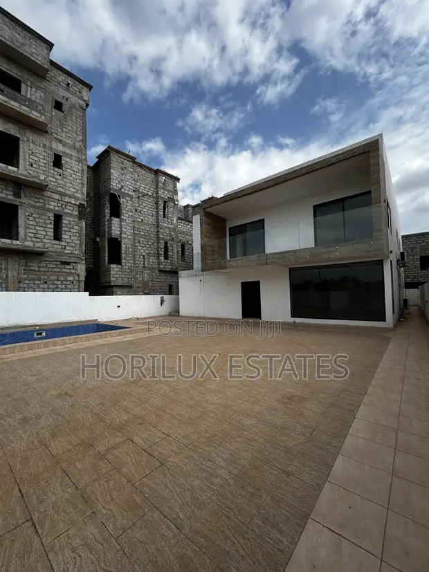 4-Bedroom Mansion with Pool in East Legon Hills - 1