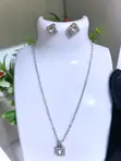 Beautiful Jewelry Set - Gold Colour - 1