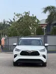 Toyota Highlander 2022 White - 5