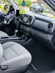 Toyota Tacoma SR5 2018 Black - 3