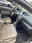 Toyota Belta 2010 Silver - 4