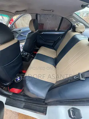 BMW 318i 2006 White