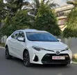 2018 Toyota Corolla SE (1.8L 4cyl 6M) White - 3