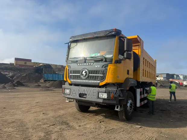 Sagmoto X3 Tipper 6x4 Dump Truck - 1