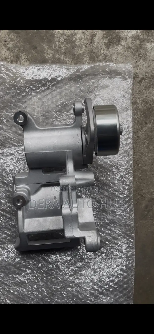 Toyota Land Cruiser Tensioner - 1
