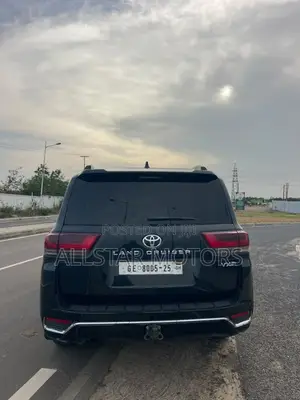 Toyota Land Cruiser 2024 Black