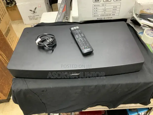 Bose Bluetooth Sounddeck with FM Radio - 1