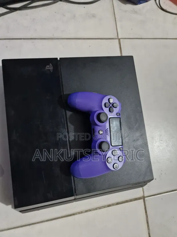 PS4 Standard Console with Jailbreak Games - 1
