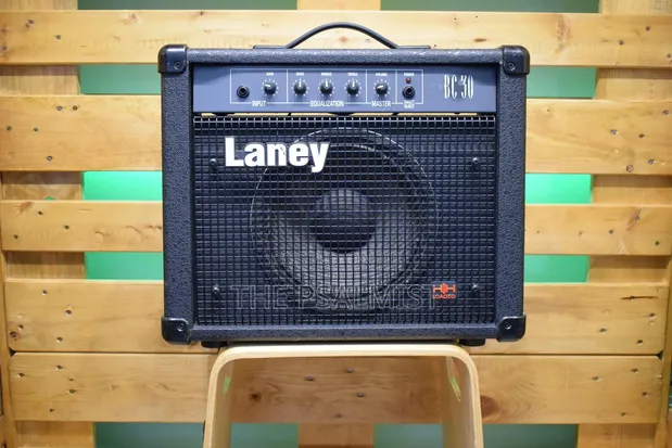 Laney BC30 Bass Guitar Combo Amplifier - 1