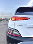 2022 Hyundai Kona SEL White - 2