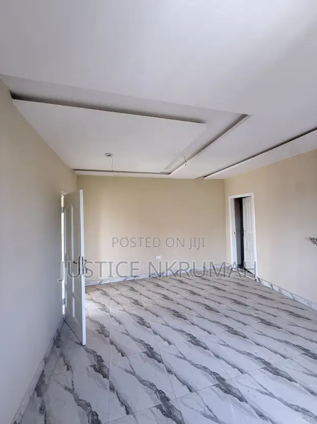 1-Bedroom Apartment for Rent, Mr Justice Estate, West Hills Mall Area - 1