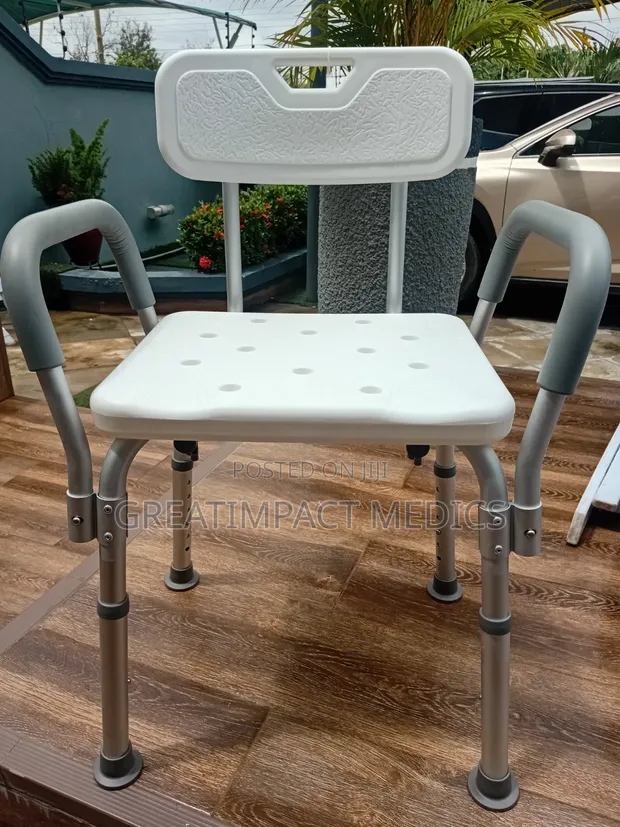Shower Chair with Armrest - Adjustable Height - 1