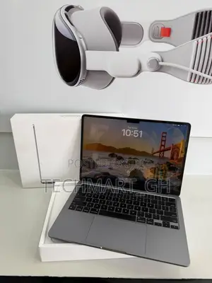 Apple MacBook Air 2022 M2 8GB RAM 256GB SSD