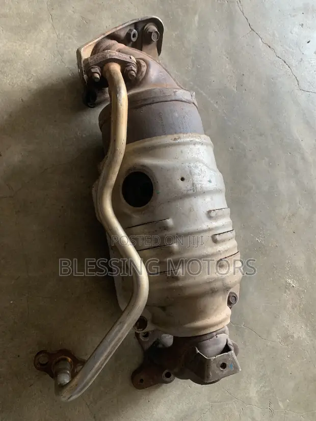 Catalytic Converter for Honda Civic (Used) - 1