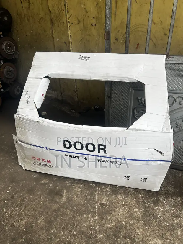 Honda CR-V Boot - Brand New in Box - 1