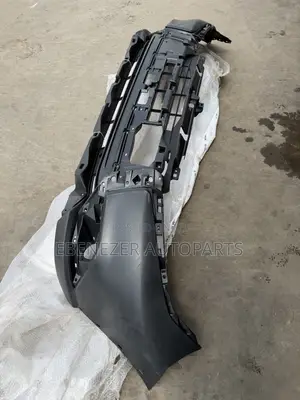 Mitsubishi Outlander Front Bumper (2016-2020)