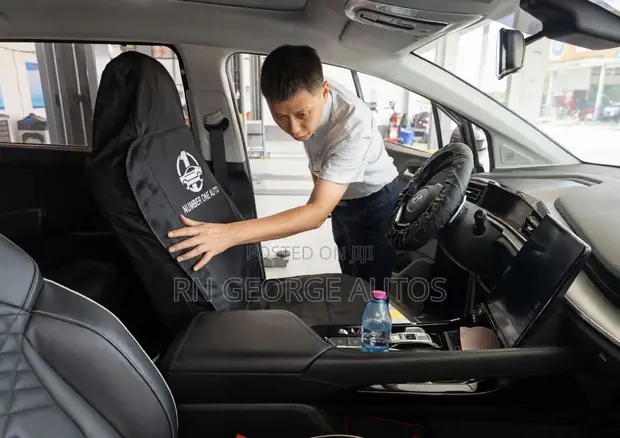 Professional Chinese Car Repair & Servicing - 1